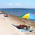 Novigrad 6979b