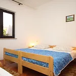 Novigrad 6979b *