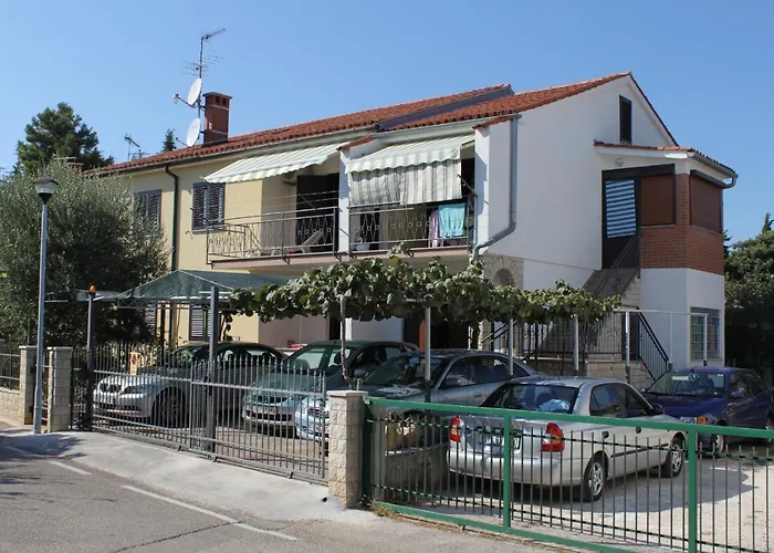 Novigrad 6979b *